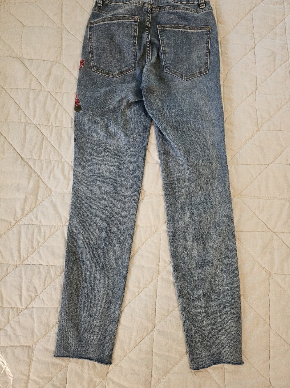 Cotton On 91- Mid Grazer Skinny- Floral Embroidered Jeans- Size 2 - Picture 2 of 9